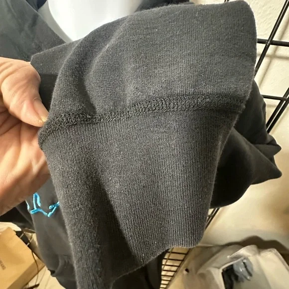 Supreme Black Hoodie - Picture 5 of 7